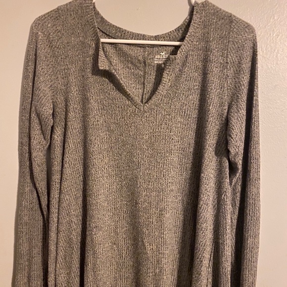 Long sleeve Hollister shirt - Picture 1 of 4